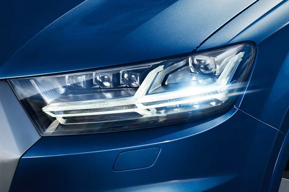 Audi Q7 Mk3 Digital OLED Lighting