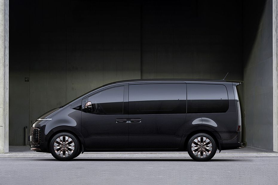 Hyundai Staria Hybrid Yan Profil 2026