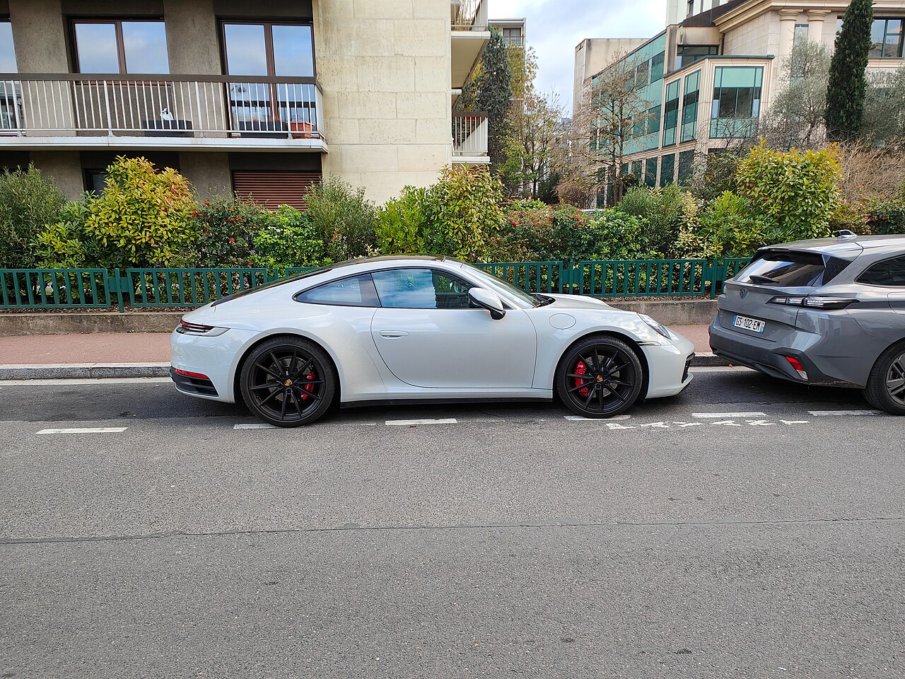 2026 Porsche 911 Carrera S Yan Görünüş