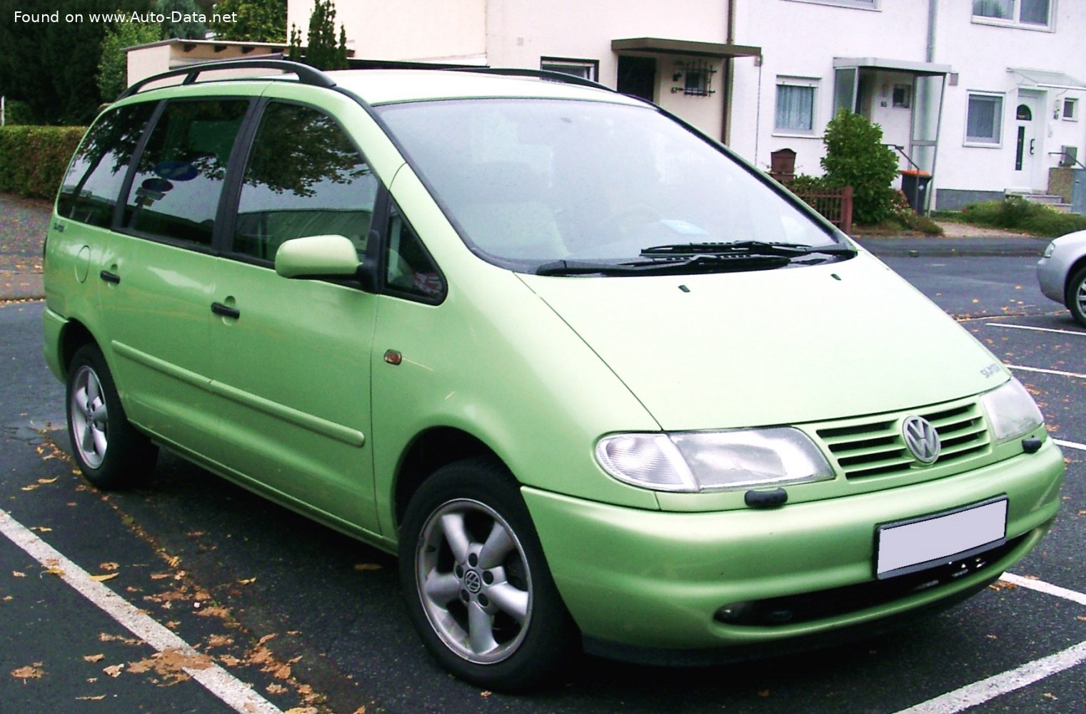 Volkswagen Sharan MPV in Baku