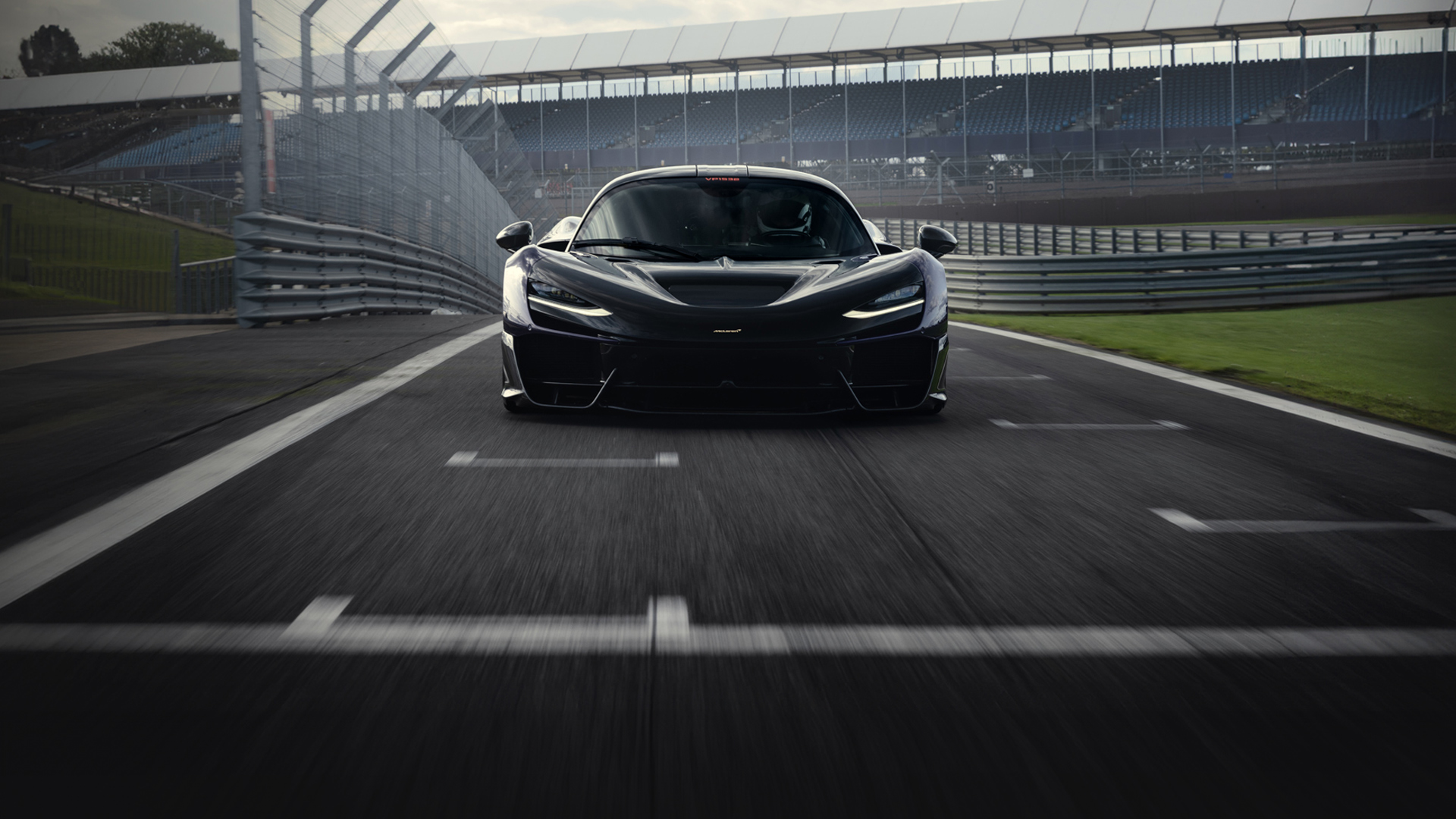 McLaren W1 Front View