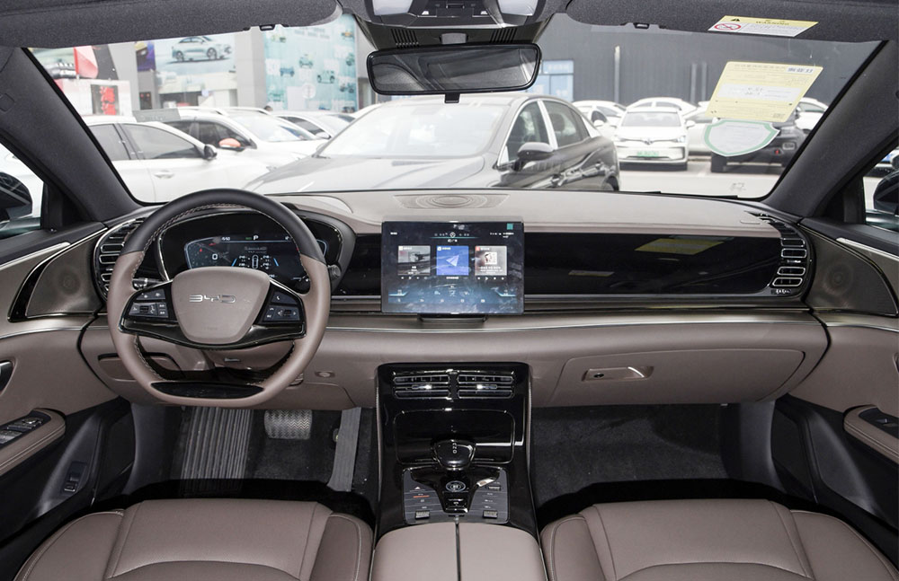 2026 BYD e9 Interior